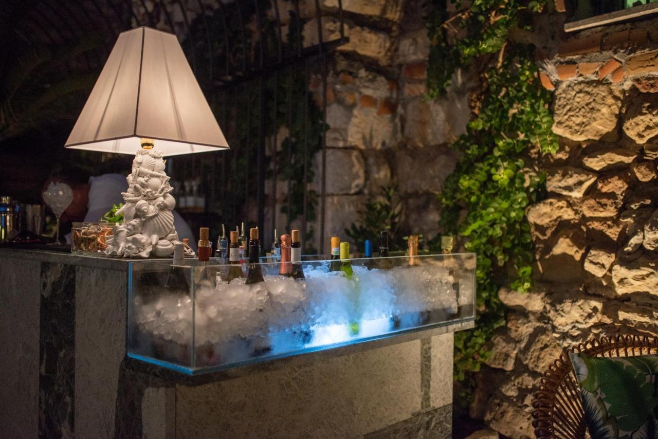 Médousa Bistrot&Suites Taormina Esterno foto